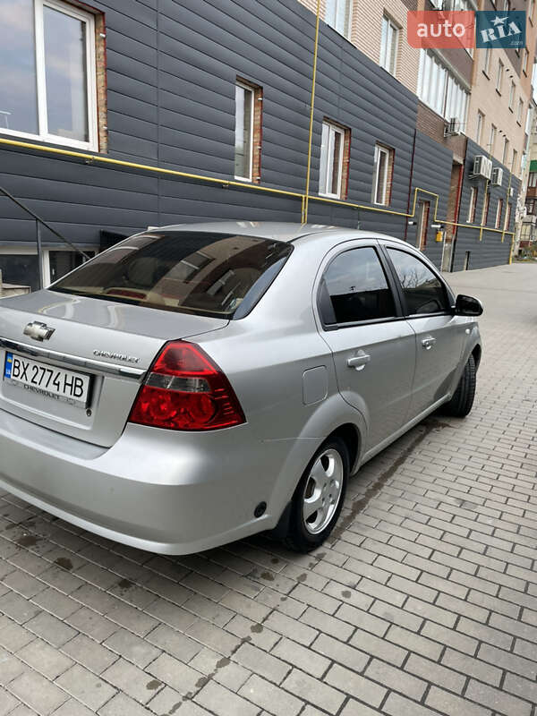 Седан Chevrolet Aveo 2007 в Полонном