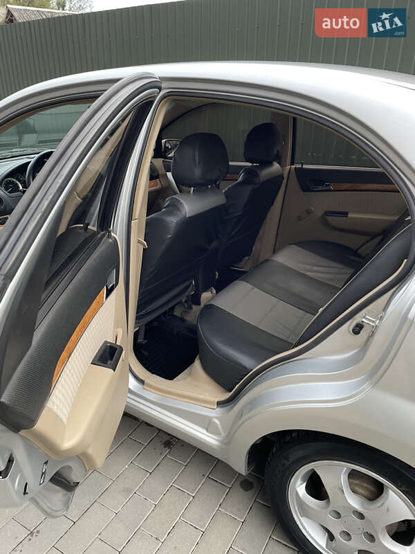 Седан Chevrolet Aveo 2007 в Полонном