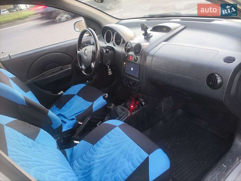 Хэтчбек Chevrolet Aveo 2005 в Виннице