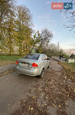 Седан Chevrolet Aveo 2005 в Житомирі
