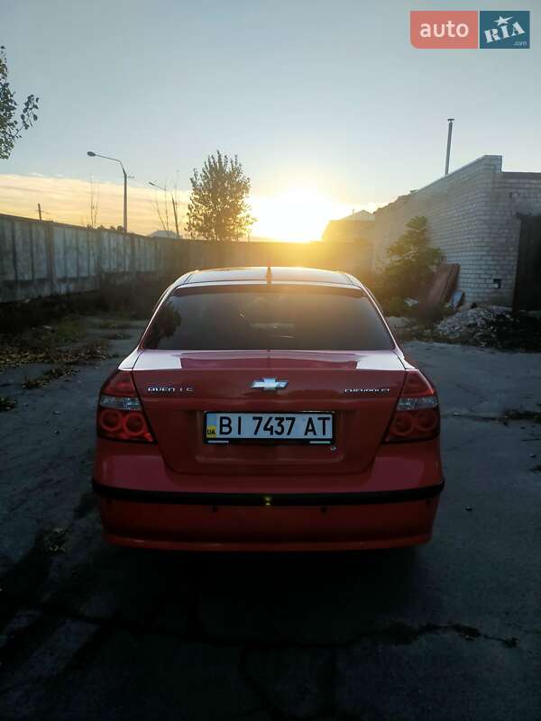 Седан Chevrolet Aveo 2008 в Кременчуге