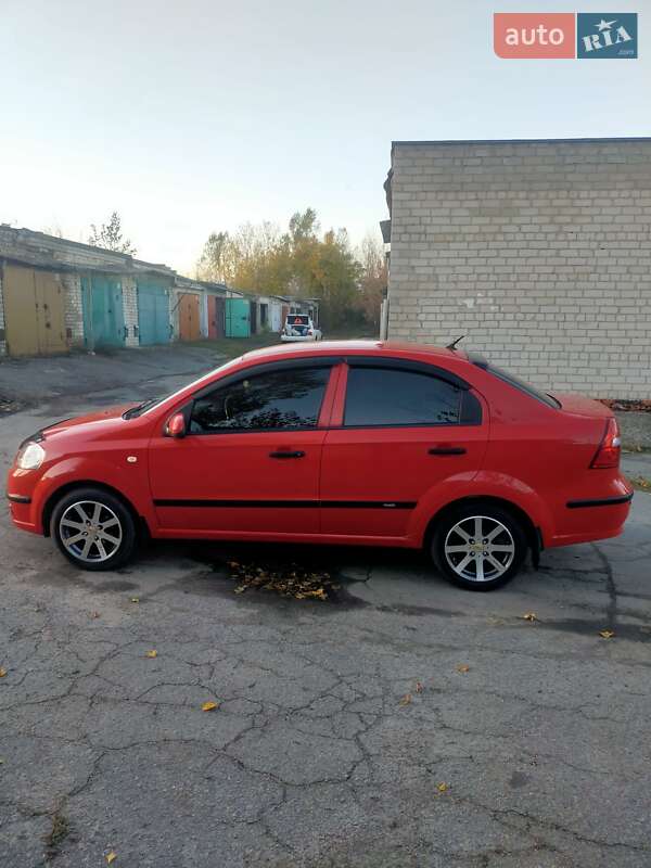 Седан Chevrolet Aveo 2008 в Кременчуге