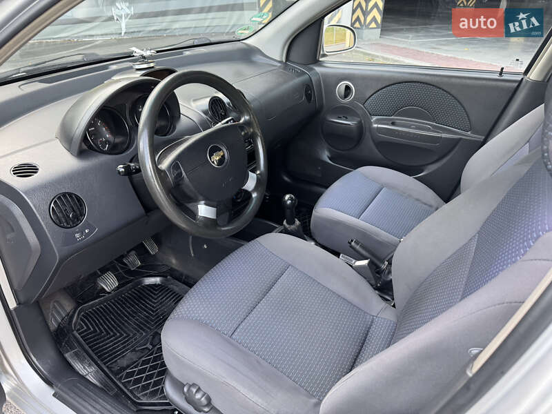 Хэтчбек Chevrolet Aveo 2007 в Киеве фото 25 Хэтчбек Chevrolet Aveo 2007 в Киеве