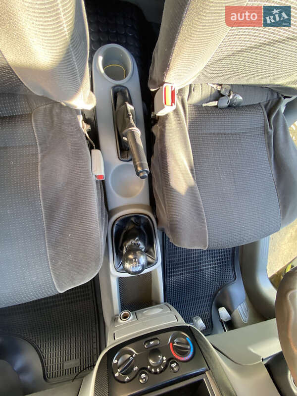 Седан Chevrolet Aveo 2005 в Николаеве фото 28 Седан Chevrolet Aveo 2005 в Николаеве