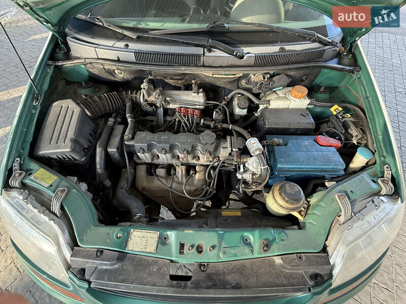 Седан Chevrolet Aveo 2004 в Запорожье фото 11 Седан Chevrolet Aveo 2004 в Запорожье