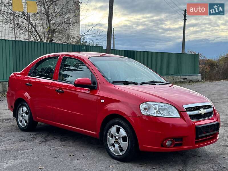Седан Chevrolet Aveo 2011 в Охтирці
