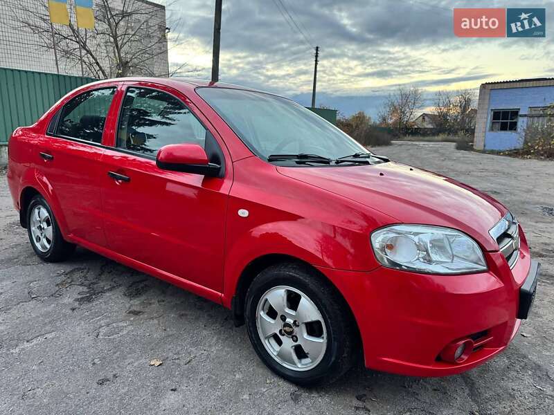 Седан Chevrolet Aveo 2011 в Охтирці
