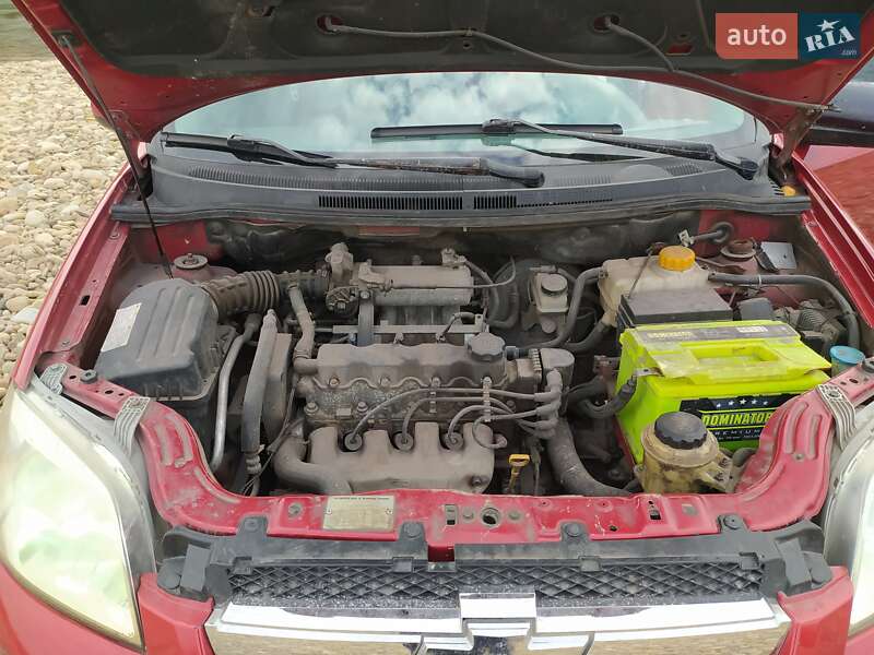 Седан Chevrolet Aveo 2008 в Калуше