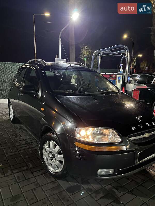 Хэтчбек Chevrolet Aveo 2004 в Киеве фото 3 Хэтчбек Chevrolet Aveo 2004 в Киеве