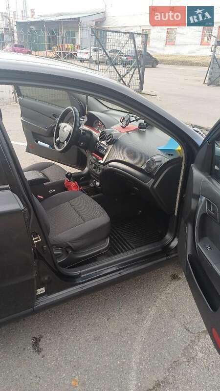 Седан Chevrolet Aveo 2007 в Днепре фото 4 Седан Chevrolet Aveo 2007 в Днепре