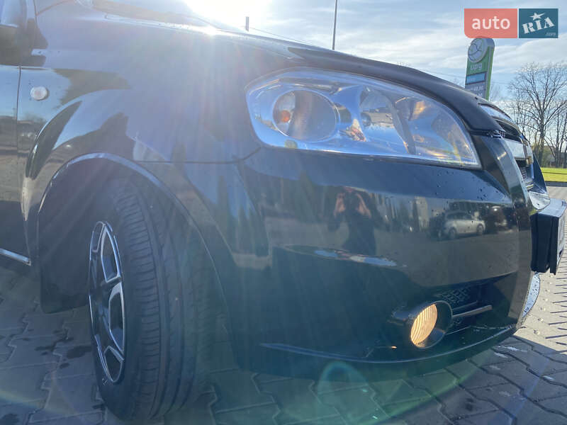 Седан Chevrolet Aveo 2008 в Житомире