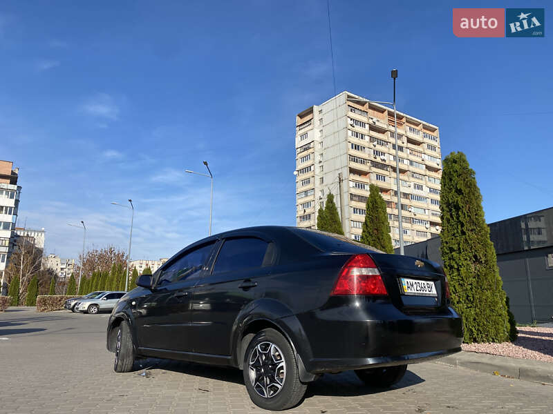 Седан Chevrolet Aveo 2008 в Житомире