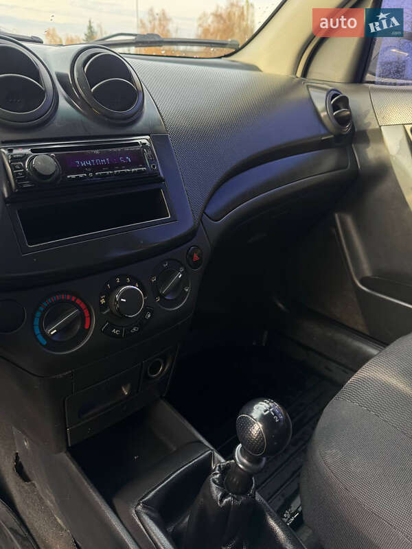 Седан Chevrolet Aveo 2008 в Житомире