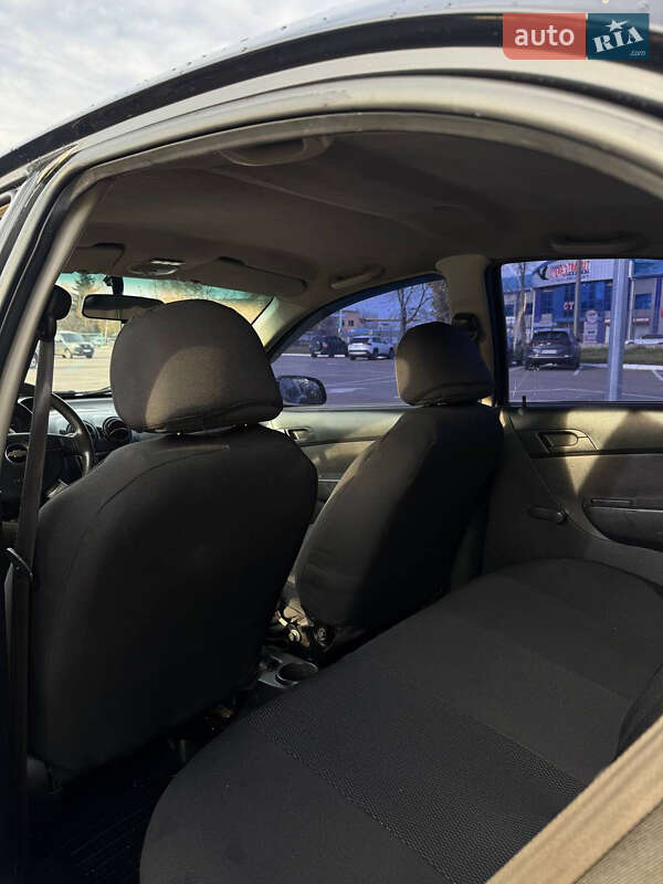 Седан Chevrolet Aveo 2008 в Житомире