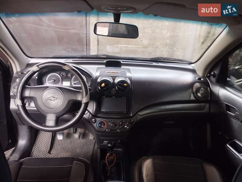 Седан Chevrolet Aveo 2009 в Кременчуге