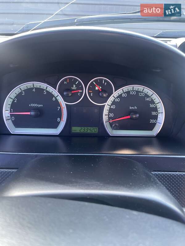 Седан Chevrolet Aveo 2007 в Люботине