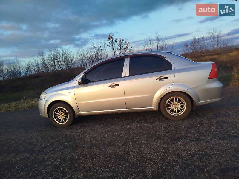 Седан Chevrolet Aveo 2008 в Днепре фото 4 Седан Chevrolet Aveo 2008 в Днепре