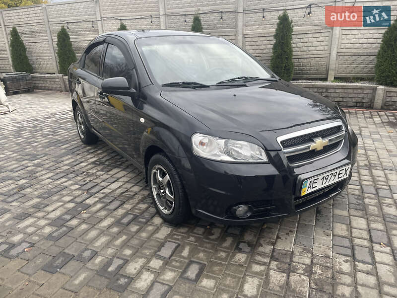 Седан Chevrolet Aveo 2011 в Павлограде