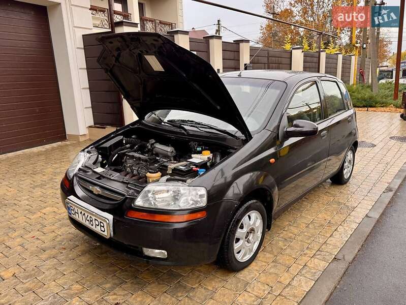 Хэтчбек Chevrolet Aveo 2005 в Одессе фото 27 Хэтчбек Chevrolet Aveo 2005 в Одессе