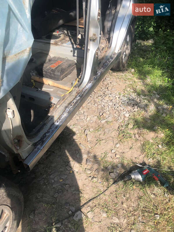 Хэтчбек Chevrolet Aveo 2005 в Сеньковке фото 31 Хэтчбек Chevrolet Aveo 2005 в Сеньковке