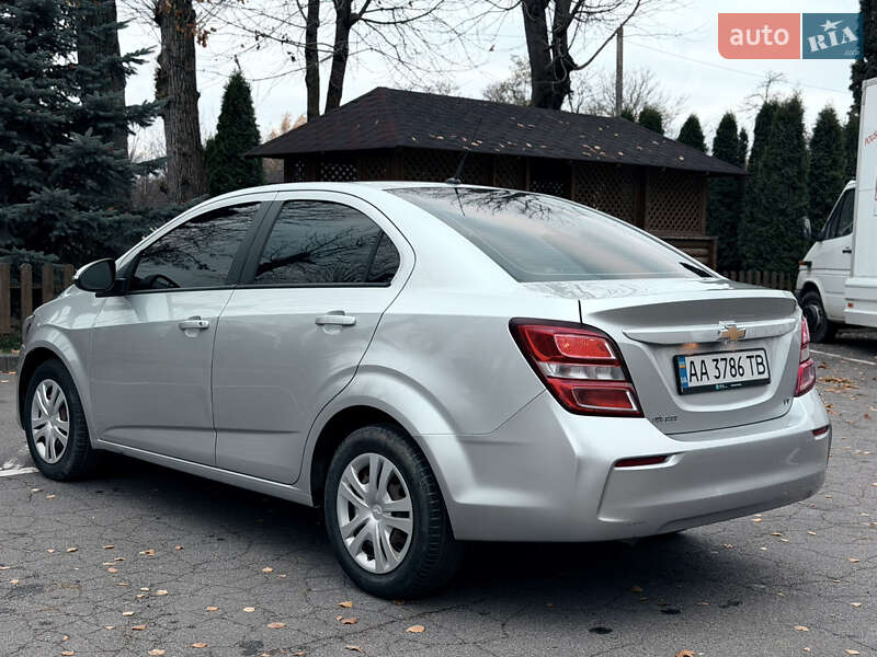 Седан Chevrolet Aveo 2017 в Тернополе фото 18 Седан Chevrolet Aveo 2017 в Тернополе