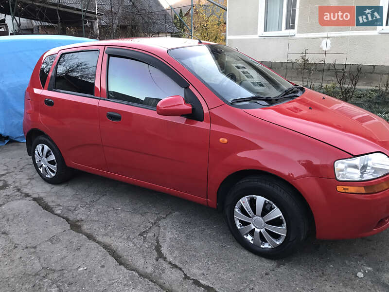 Хэтчбек Chevrolet Aveo 2004 в Надворной фото 8 Хэтчбек Chevrolet Aveo 2004 в Надворной