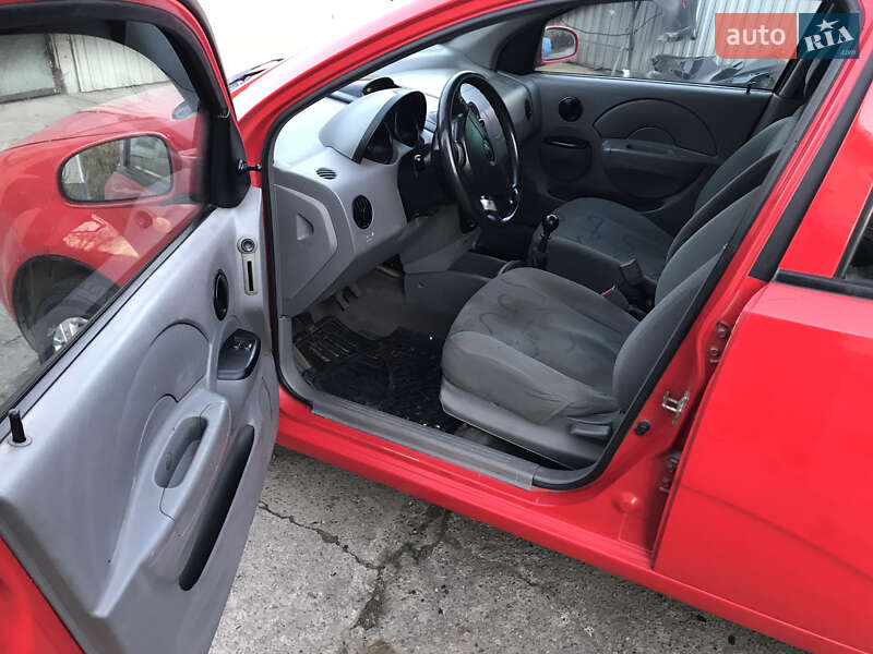 Хэтчбек Chevrolet Aveo 2004 в Надворной фото 12 Хэтчбек Chevrolet Aveo 2004 в Надворной