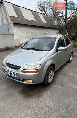 Седан Chevrolet Aveo 2005 в Чернигове