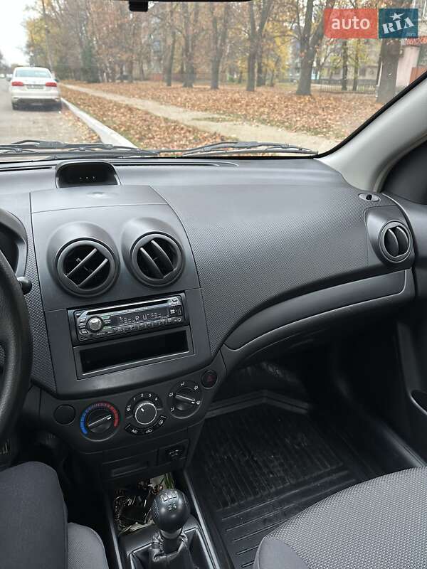 Седан Chevrolet Aveo 2007 в Желтых Водах