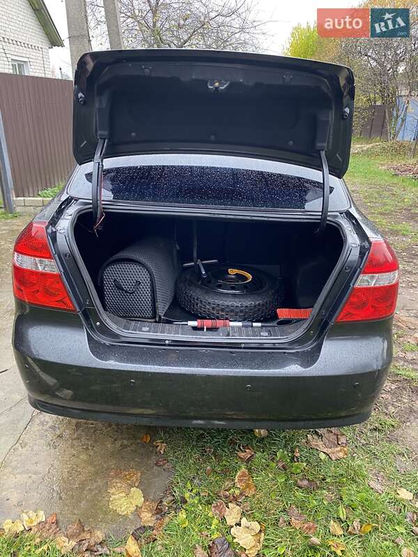 Седан Chevrolet Aveo 2008 в Киеве