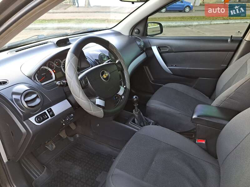 Седан Chevrolet Aveo 2007 в Шостке