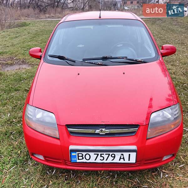 Хэтчбек Chevrolet Aveo 2006 в Великой Березовице