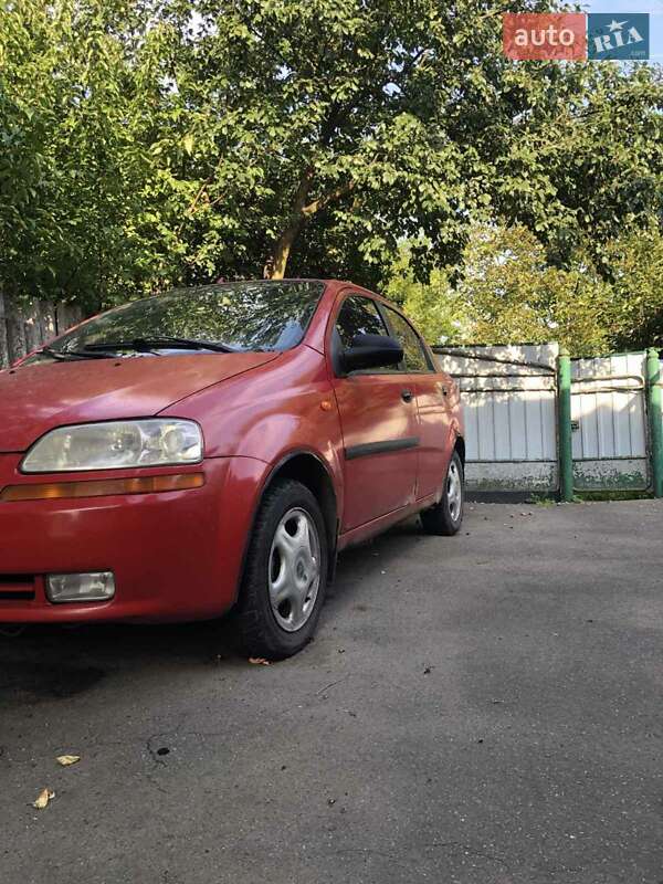 Седан Chevrolet Aveo 2005 в Калинівці