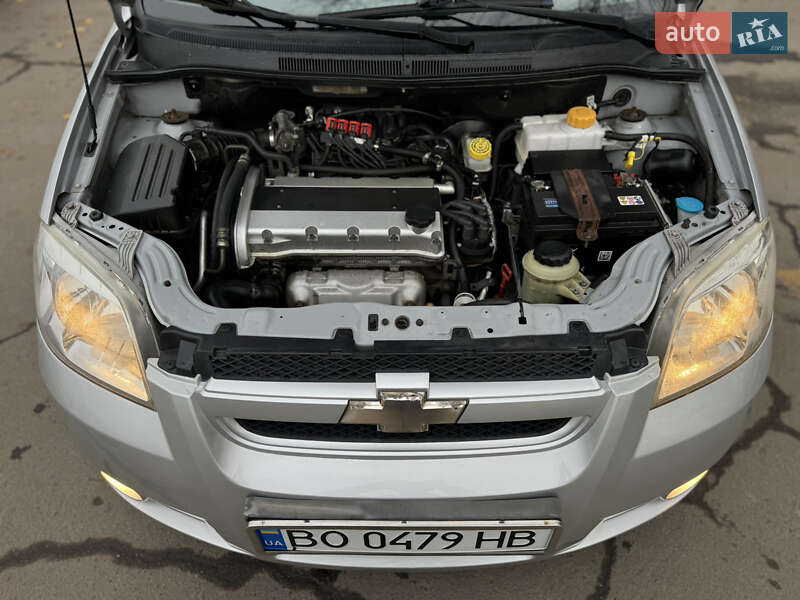 Седан Chevrolet Aveo 2008 в Хмельницком