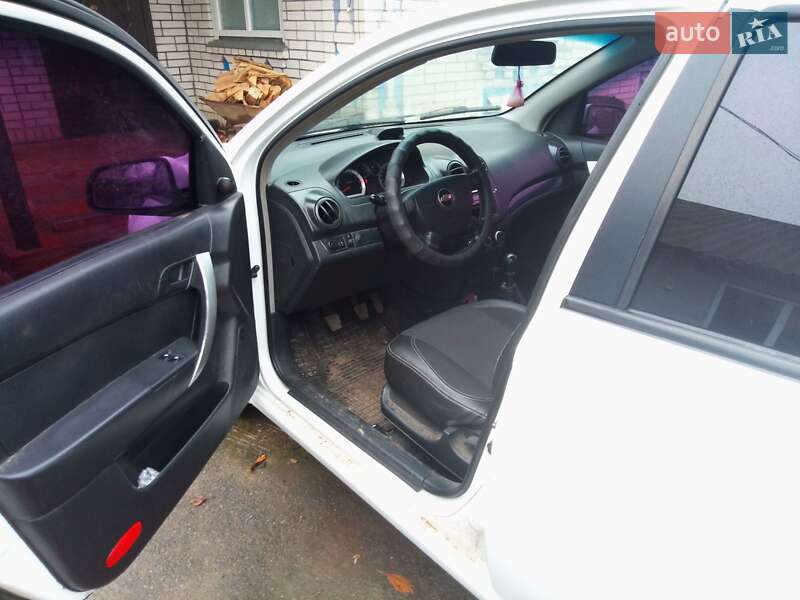 Седан Chevrolet Aveo 2007 в Гайсине фото 4 Седан Chevrolet Aveo 2007 в Гайсине