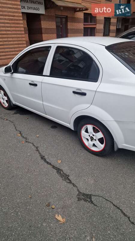 Седан Chevrolet Aveo 2006 в Києві фото 10 Седан Chevrolet Aveo 2006 в Києві