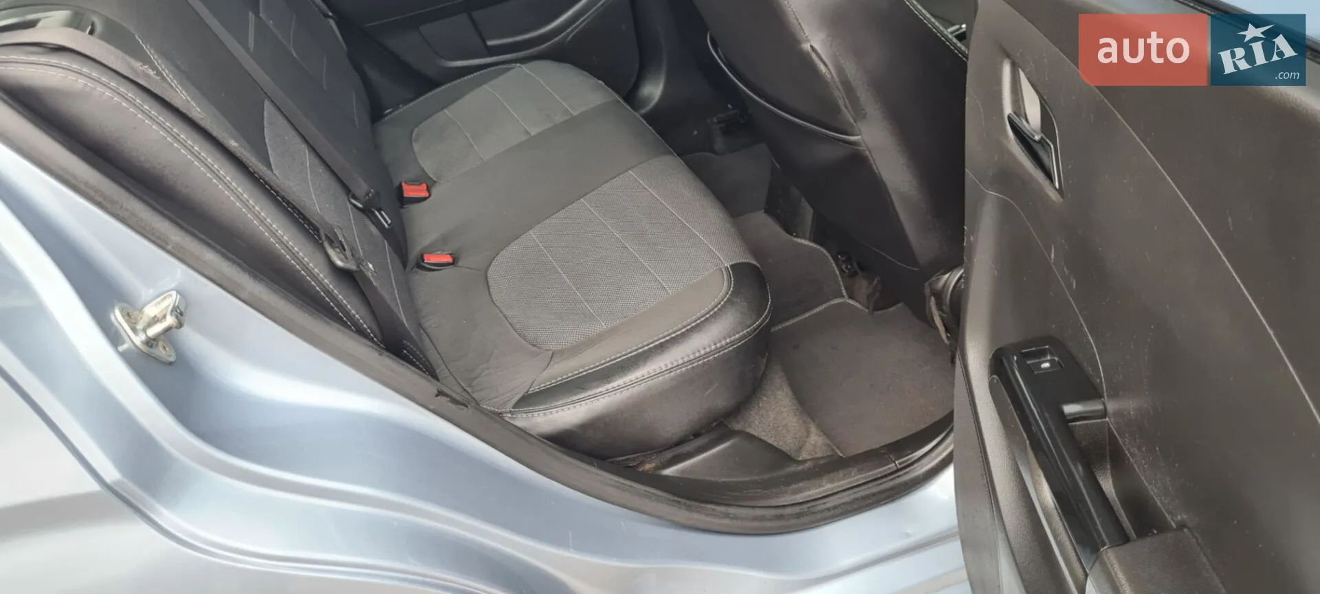 2012 Chevrolet Aveo - мініатюра 21