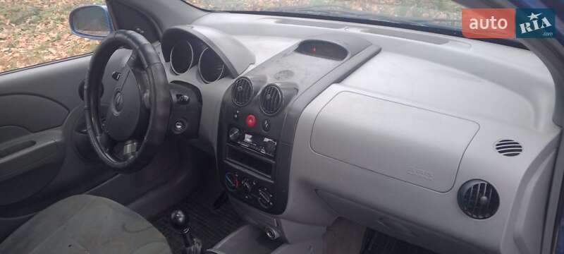 Хэтчбек Chevrolet Aveo 2005 в Люботине фото 12 Хэтчбек Chevrolet Aveo 2005 в Люботине