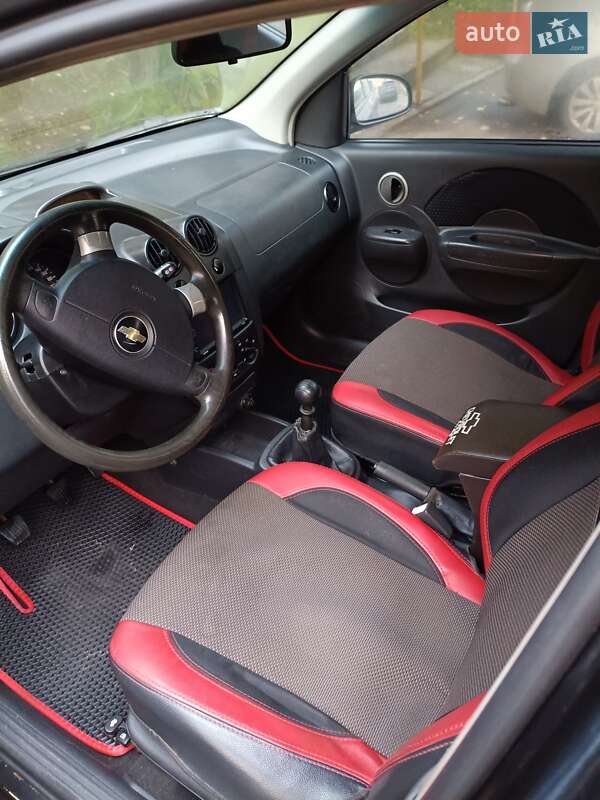 Хетчбек Chevrolet Aveo 2007 в Обухові