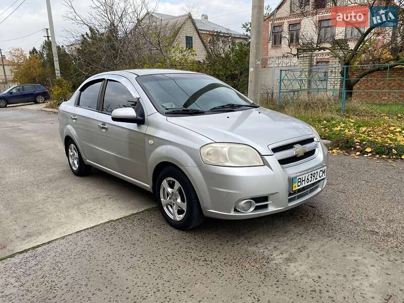 Седан Chevrolet Aveo 2007 в Миколаєві