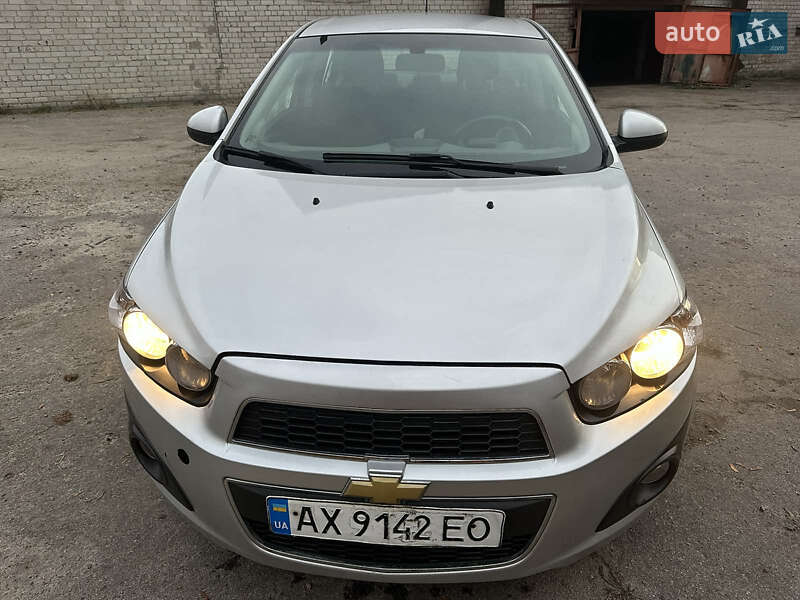 Седан Chevrolet Aveo 2012 в Харкові
