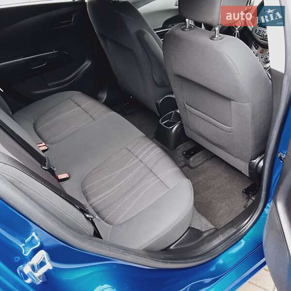 Хэтчбек Chevrolet Aveo 2012 в Луцке фото 20 Хэтчбек Chevrolet Aveo 2012 в Луцке