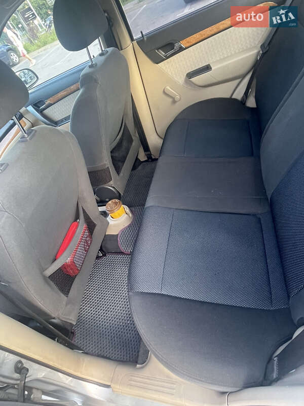 Седан Chevrolet Aveo 2008 в Киеве фото 14 Седан Chevrolet Aveo 2008 в Киеве