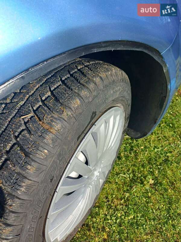 Седан Chevrolet Aveo 2005 в Косові