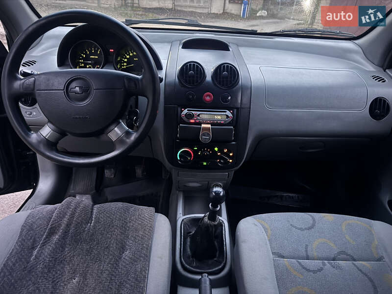 Седан Chevrolet Aveo 2005 в Киеве фото 11 Седан Chevrolet Aveo 2005 в Киеве