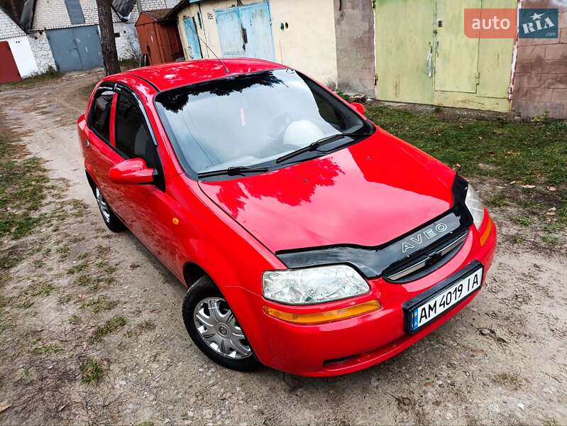 Седан Chevrolet Aveo 2004 в Житомире