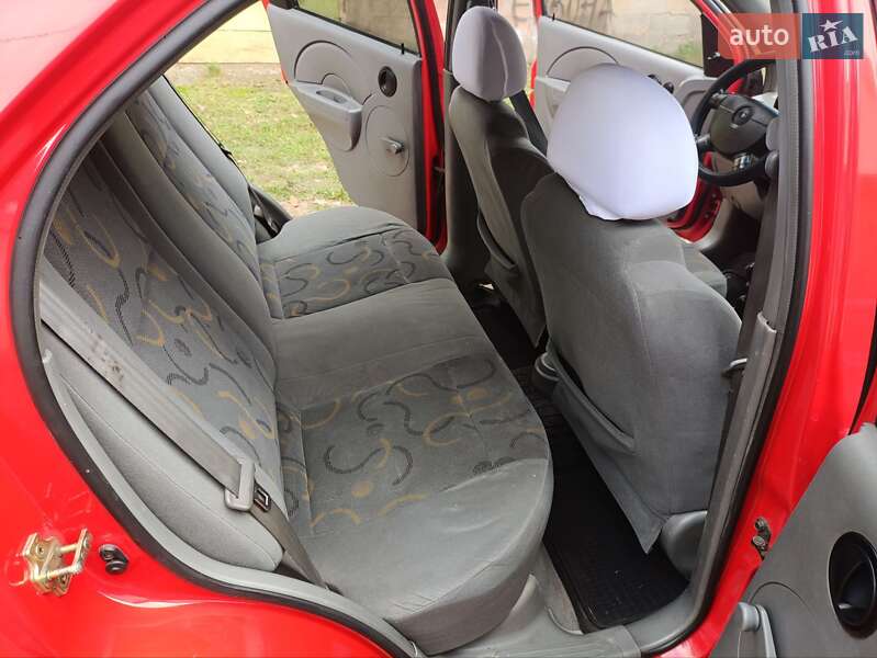 Седан Chevrolet Aveo 2004 в Житомире