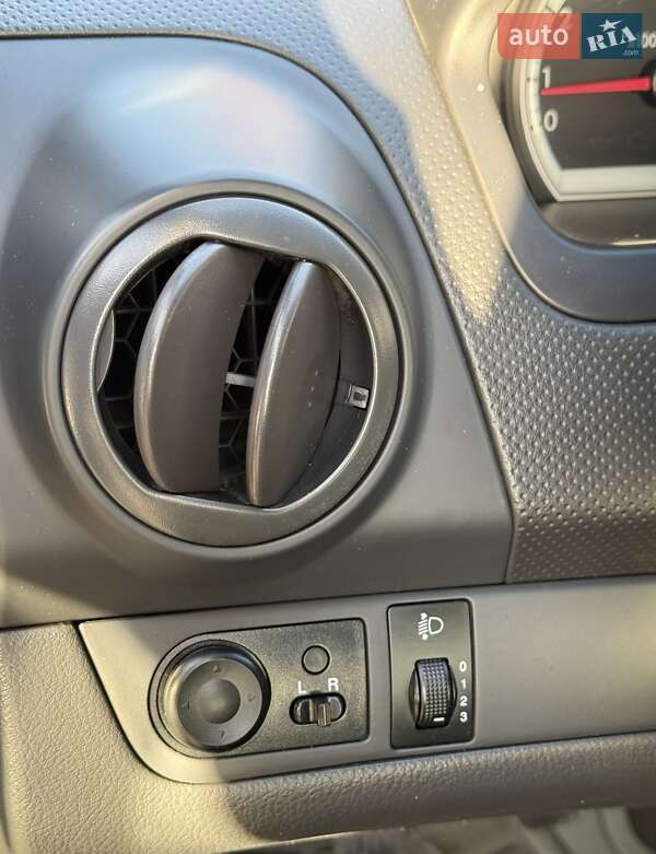 Седан Chevrolet Aveo 2008 в Киеве фото 19 Седан Chevrolet Aveo 2008 в Киеве