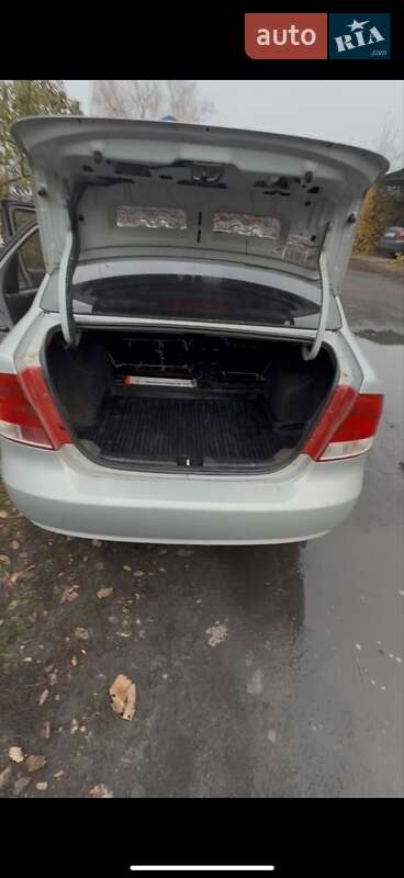 Седан Chevrolet Aveo 2005 в Петропавловке фото 5 Седан Chevrolet Aveo 2005 в Петропавловке