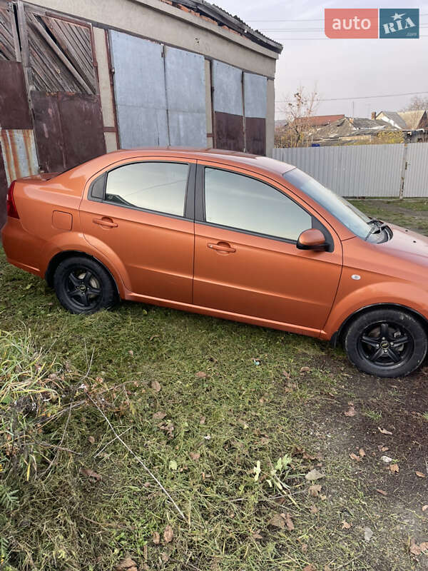 Седан Chevrolet Aveo 2007 в Хотине
